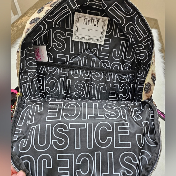 JUSTICE Girl Backpack Set 4pcs, Lunch Bag, Keychain & Pouch, Cheetah Theme, NEW - Picture 8 of 9